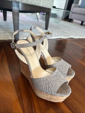Women's 8 Wedge Sandals Etienne Aigner Neutral Gray Cork Platform leather sole